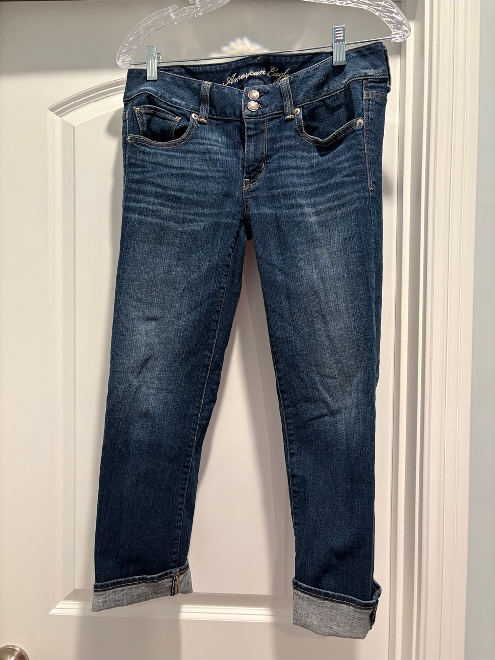 American Eagle Artist Low Rise Cropped Jeans